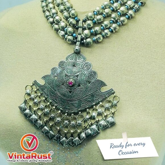 Vintage Beaded Necklace With Pendant, Statement Necklace, Antique Necklace - Picture 6 of 9